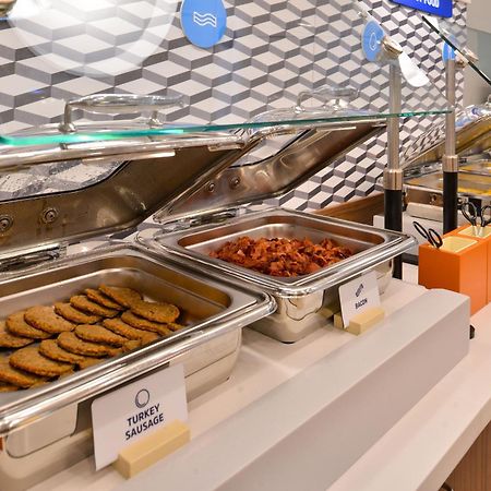 Holiday Inn Express & Suites Terrace By Ihg מראה חיצוני תמונה