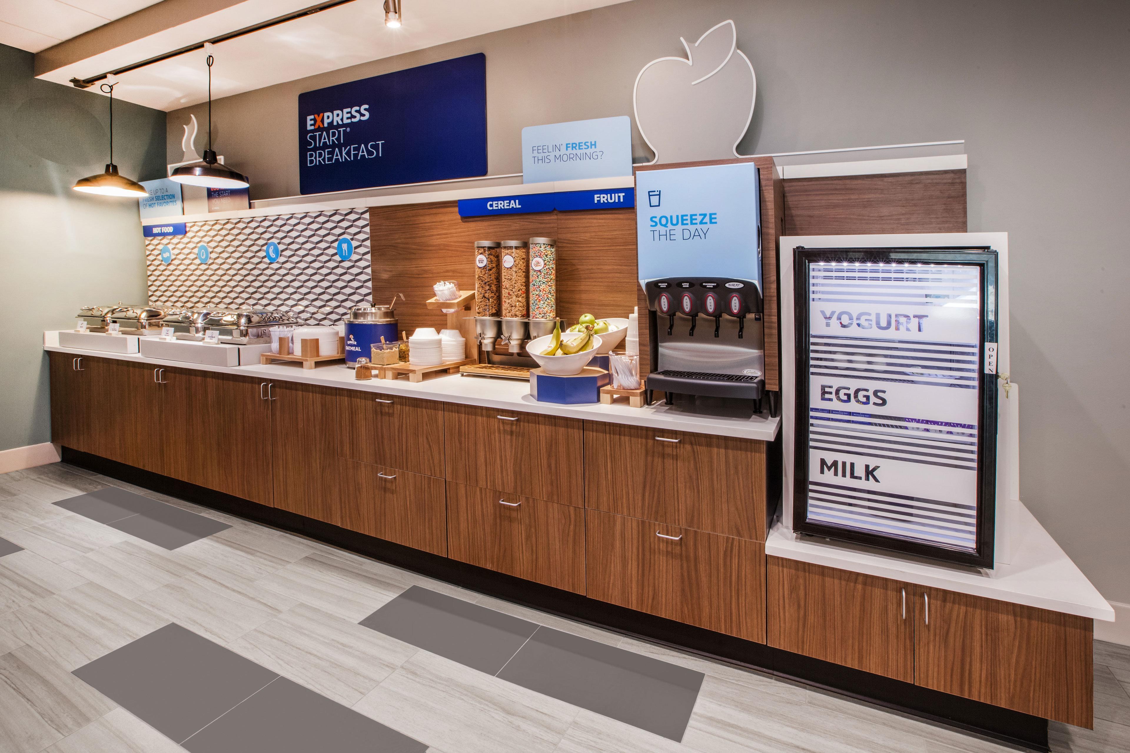 Holiday Inn Express & Suites Terrace By Ihg מראה חיצוני תמונה