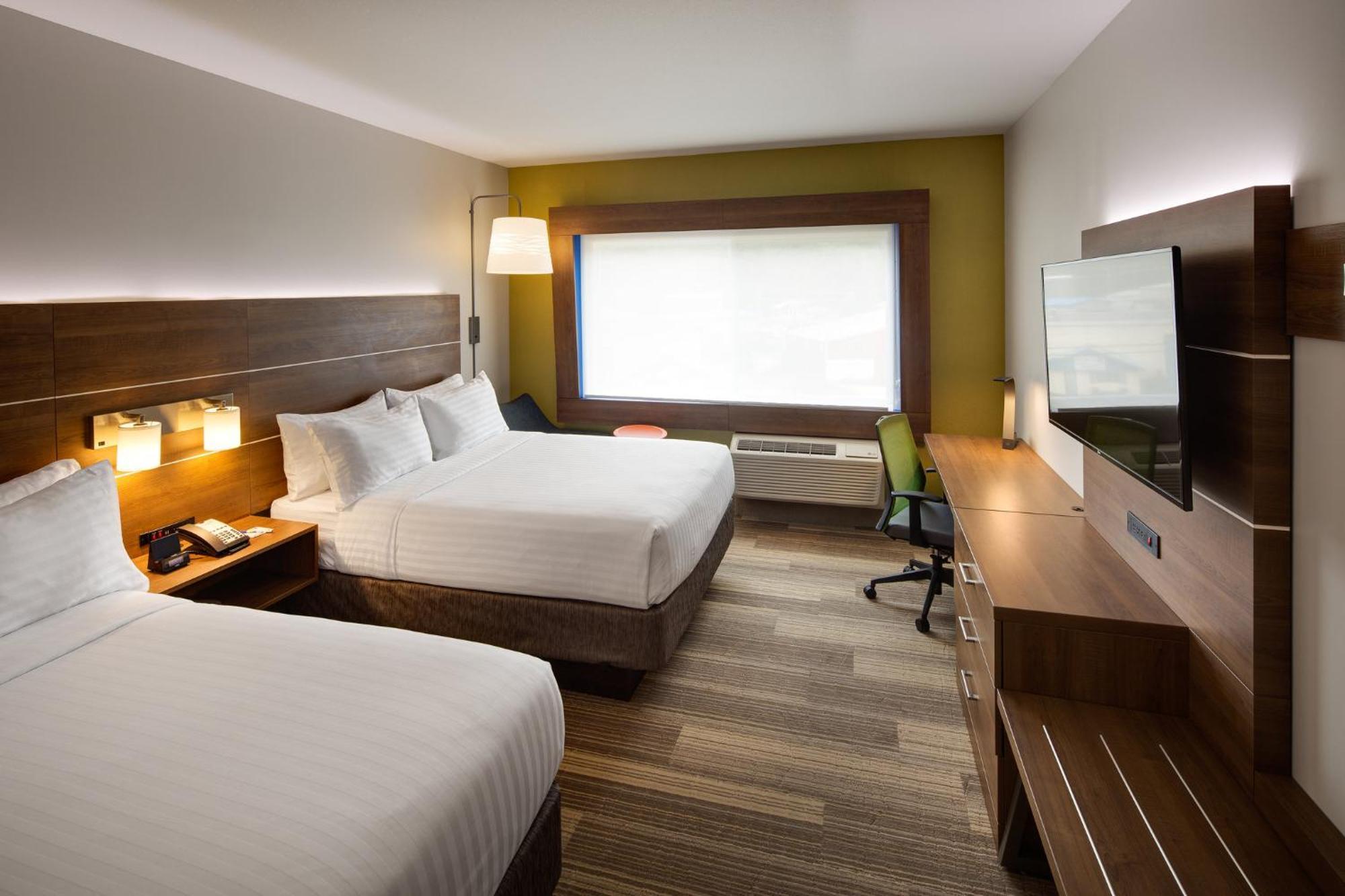 Holiday Inn Express & Suites Terrace By Ihg מראה חיצוני תמונה